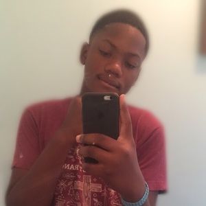 Meet your Posher, Dominic